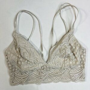 Auden Women's Off White Lace Triangle Bralette Unlined